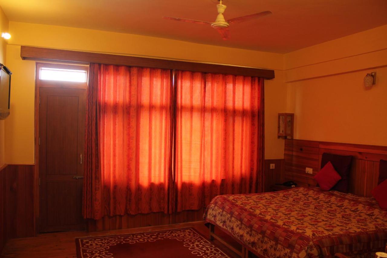 Pema Thang Hotel Kangra Ngoại thất bức ảnh
