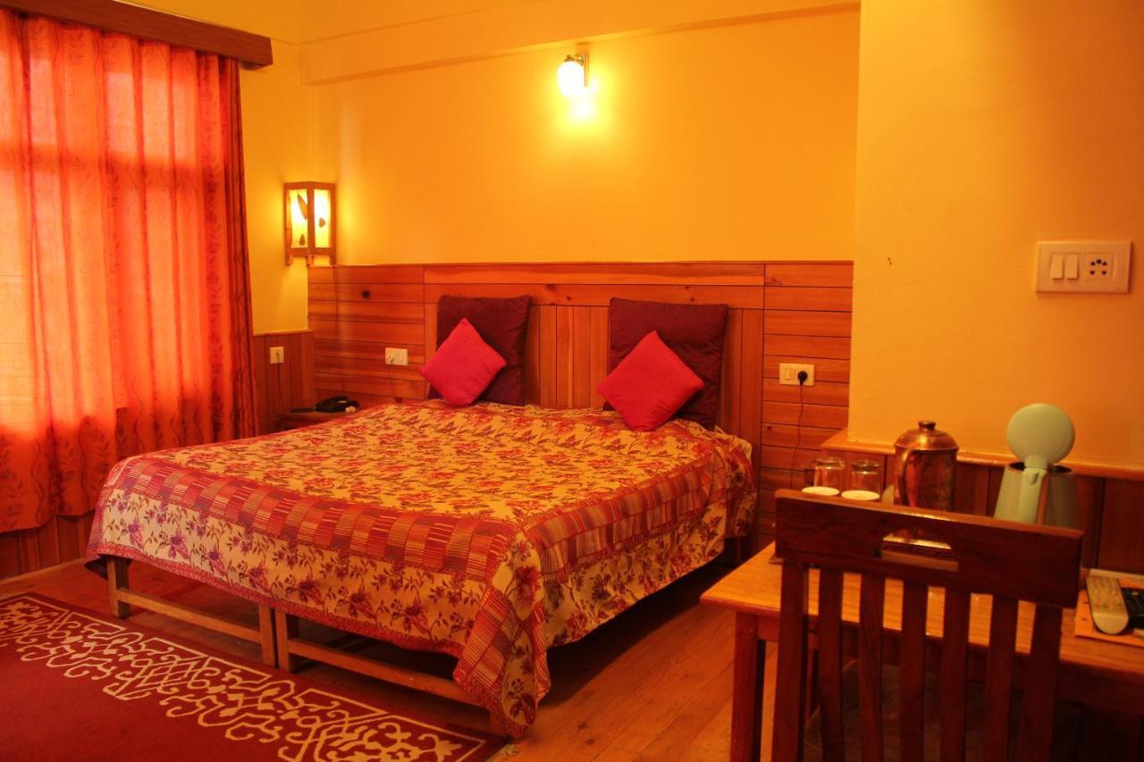 Pema Thang Hotel Kangra Ngoại thất bức ảnh