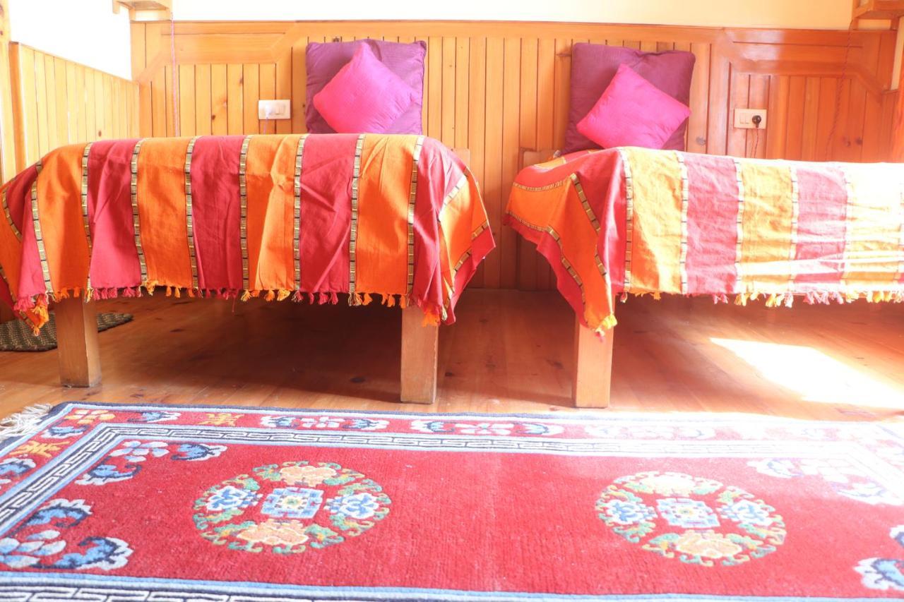 Pema Thang Hotel Kangra Ngoại thất bức ảnh